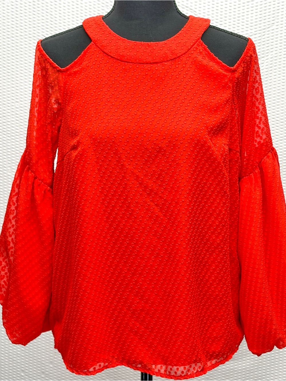 CeCe Cold Shoulder Blouse Women’s S Orange Red Clip Dot Sheer Balloon Sleeve
